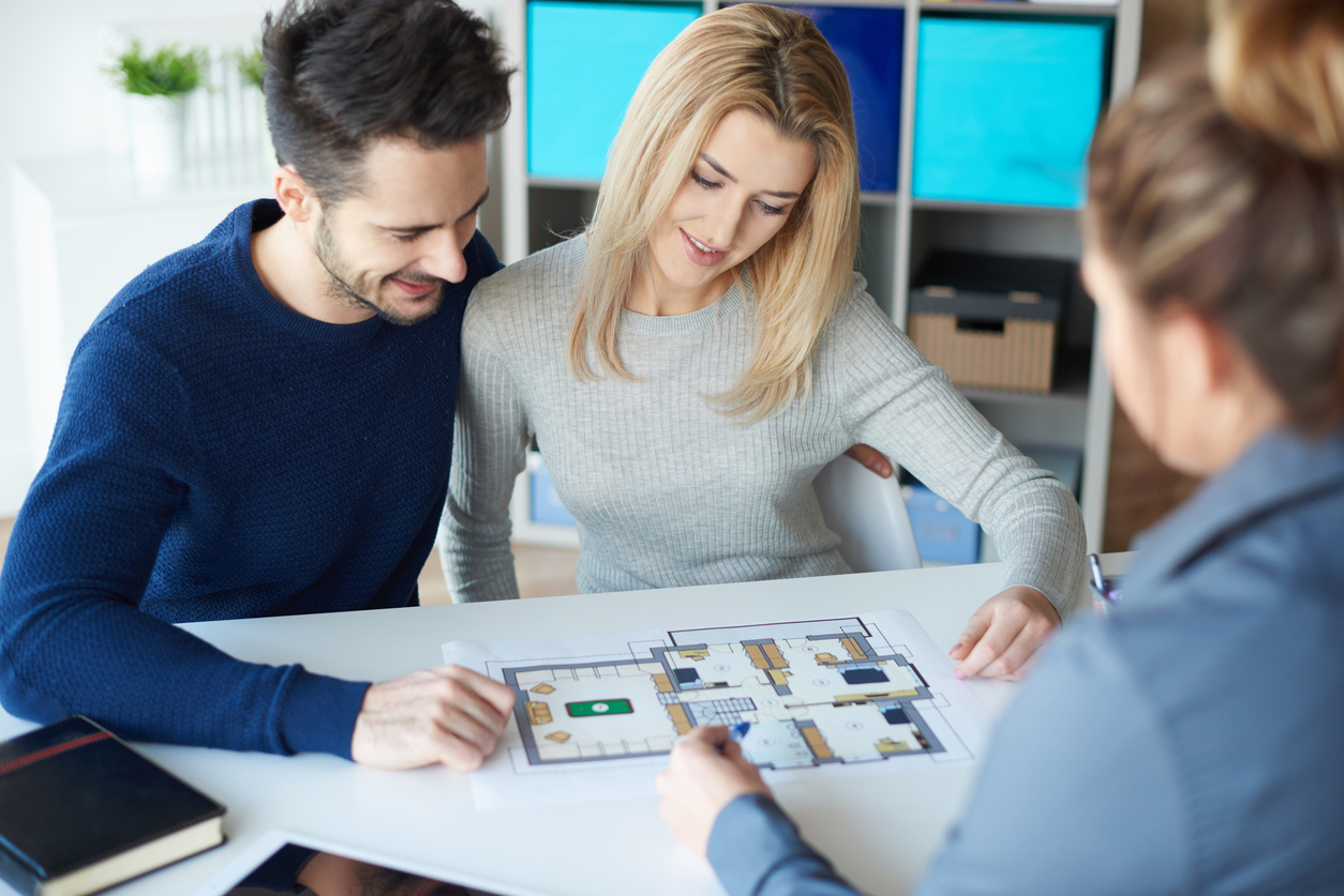 Achat sur plan en Espagne : conseils pratiques pour éviter les mauvaises surprises